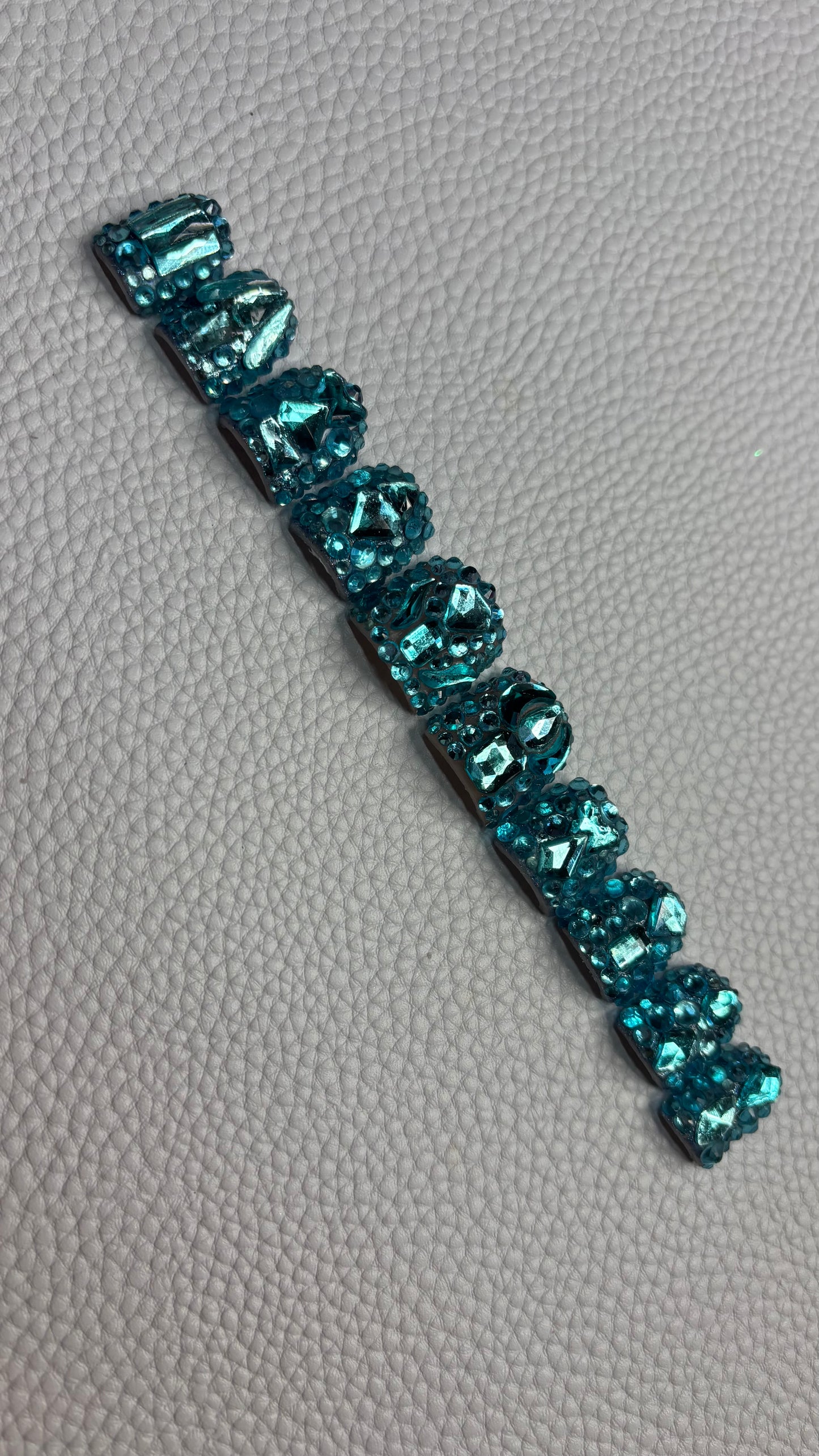 CRYSTAL (SHORT/MED ONLY) SALE- Press On Nails