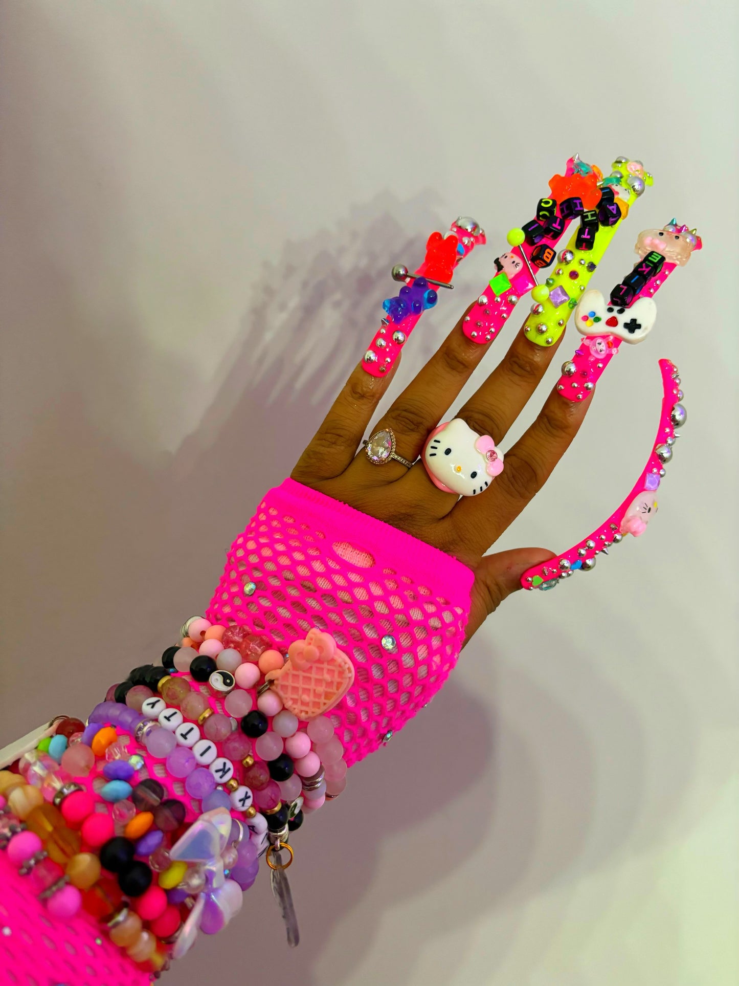 I Walk Around Like That B*tch- Press On Nails