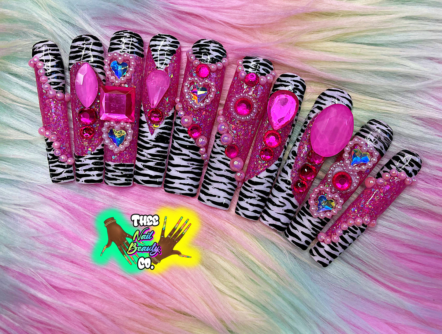 Hello Pretty- Press On Nails