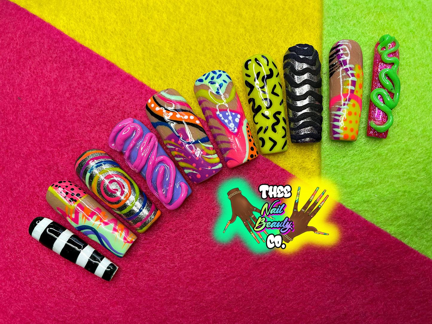 C.O.N.C.E.I.T.E.D 2.o - Press On Nails